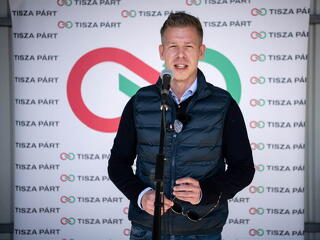 Semmi nem fog Magyar Péteren