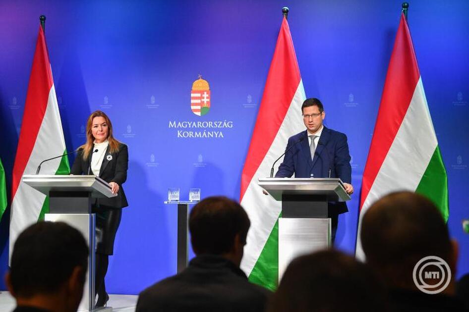 A bankok megint kaptak egy adókokit
