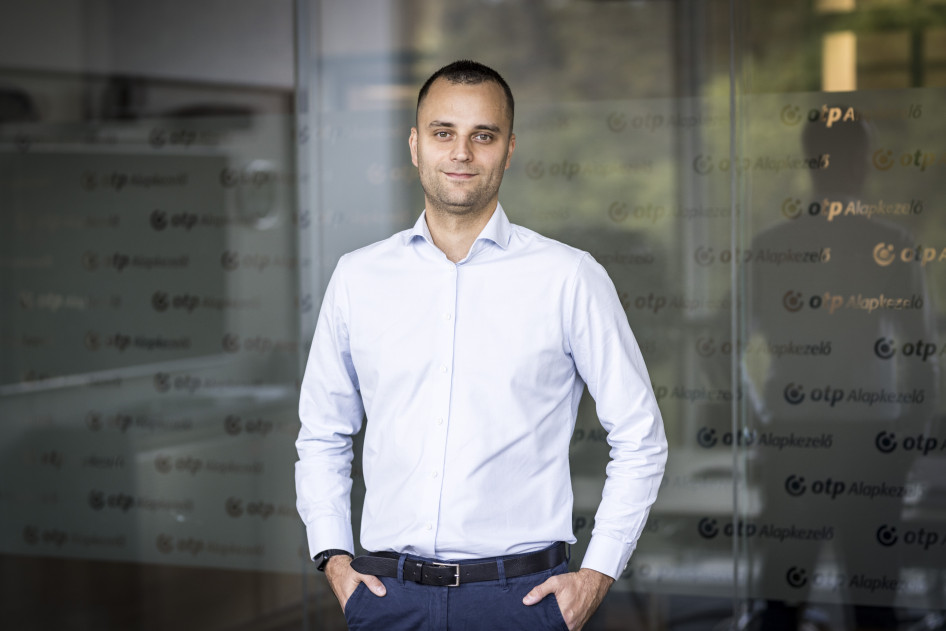 Miklós Dániel: Az erős forint, a bizonytalan inflációs környezet és a globális piacokhoz való könnyebb hozzáférés egyszerre terelik a figyelmet a devizaalapú megtakarítások felé