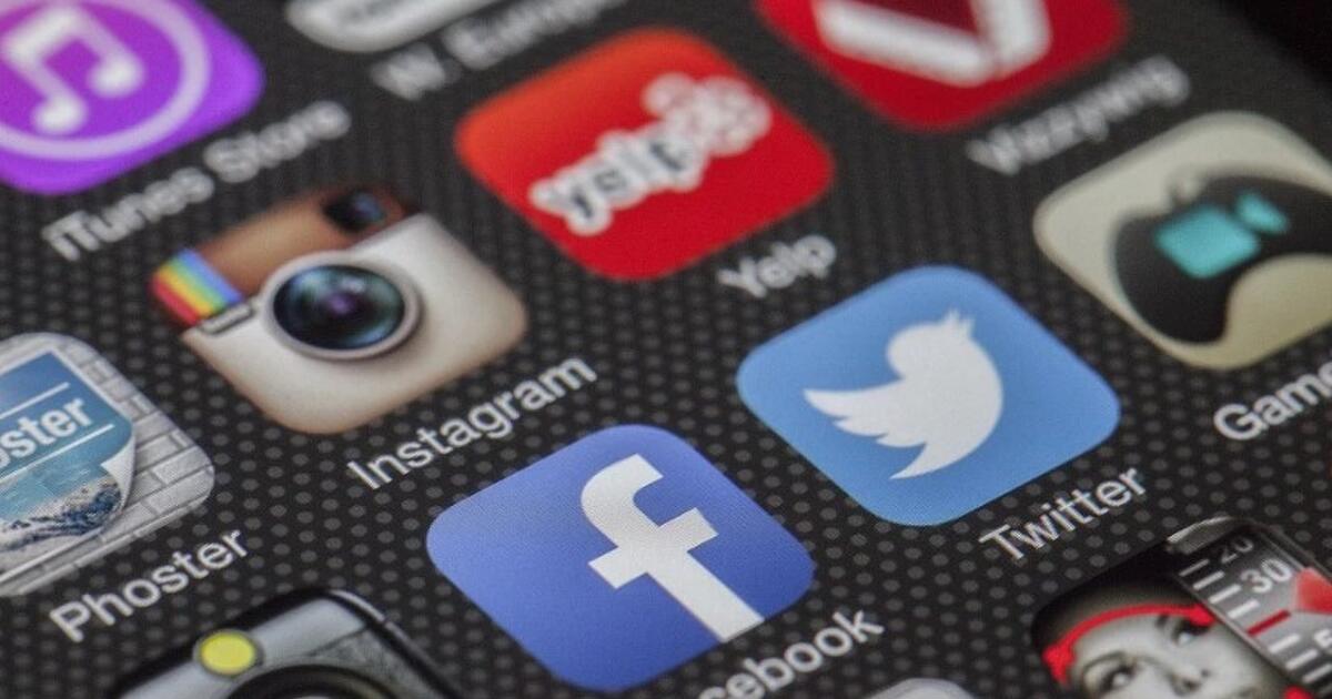 Nyomasztó a Facebook fölénye a közösségi média piacon