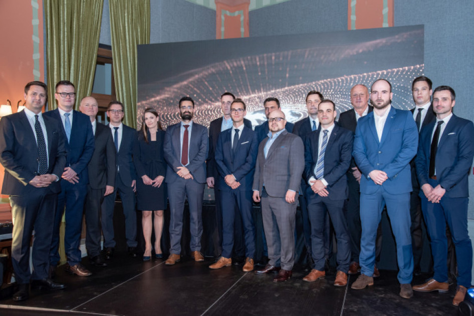 Az Év Portfóliómenedzsere és Az Év Feltörekvő Portfóliómenedzsere címre 18 jelölés érkezett 2025-ben - a csoportképen azok a jelöltek, akik részt tudtak venni a díjátadó gálán