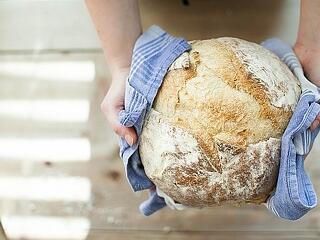 Fájó áremelés jön a kenyérnél - és nem látszik a drágulás vége
