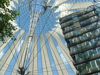 Christian Bale klímabarát filmfesztiválra megy