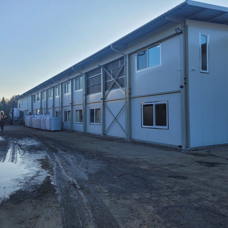 A helyi munkahelyek is megmenekültek, az üzem újraindult