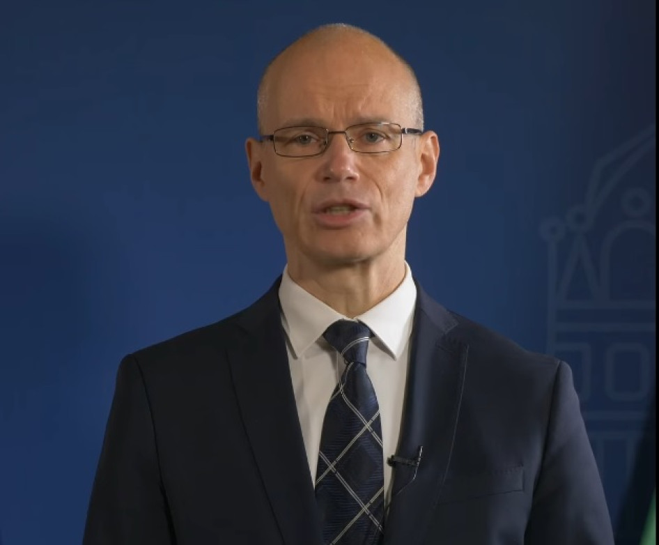 A Pénzügyminisztérium államtitkára az adóemelésekről nem beszél