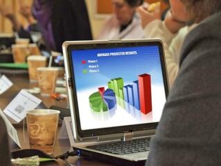 Te lennél a céged arca?