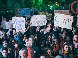 Hatalmas jogi és politikai pofont kapott a magyar oktatás vezetése
