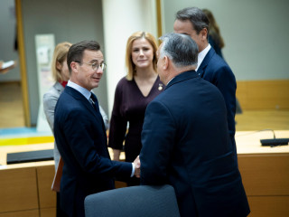Két lépésben kapott mattot Orbán Viktor