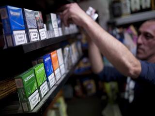 Árat emelhetnek a dohányboltok - ennyibe kerül majd egy doboz cigi