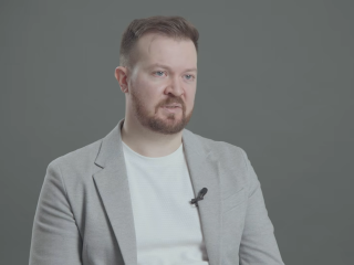 Közvéleménykutatás: Szabó Bence hős vagy áruló?