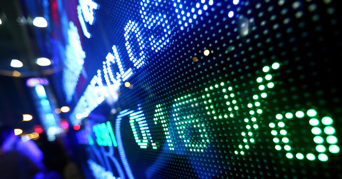 A magyar részvények árai februárban csökkentek