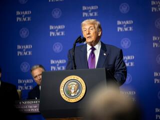 Miért dönthetett úgy az amerikai elnök váratlanul, hogy hozzájárul az Epstein akták nyilvánosságához?