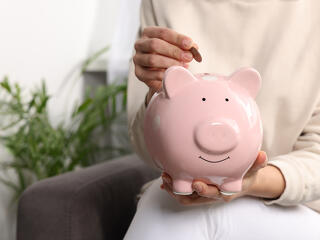 Nagyon megy a nyugdíj- és az egészségpénztáraknak