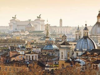 Tobzódnak az olaszok a vásárlásban