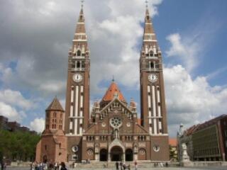Akadozó Pécs-Szeged tengely