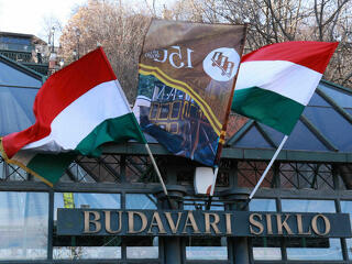 Fotó: gyönyörű lett, és újra jár a megfiatalodott Budavári Sikló