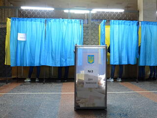 Elkezdődött a népszavazás Ukrajna négy régiójában
