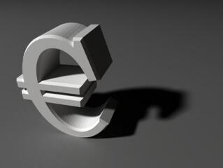 EU: lassan nő a fogyasztás