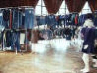 Darabban is, forintban is bővül a ruházati piac