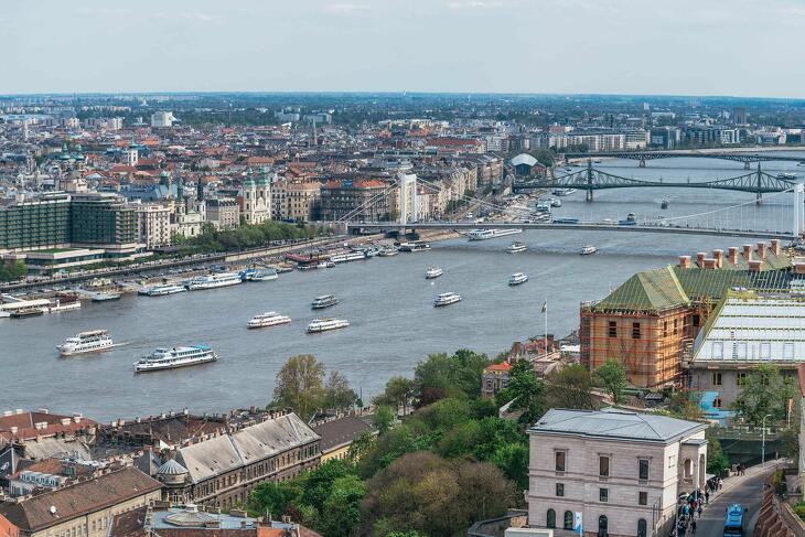 A Dunai Építési Szabályzat tervezett módosítása ver hullámokat