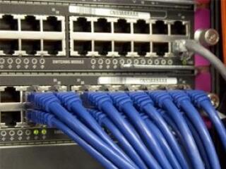 Zsebből vett konkurenst az EQNet