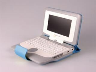 Olcsó PC program indul a magyar oktatásban