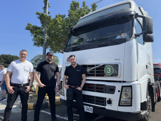 Filippínó sofőrök kerülnek a magyar kamionokra