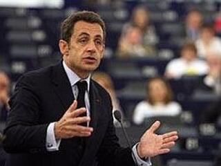 Sarkozy: Itt az ideje egy közös kormánynak