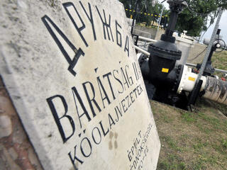 Zöld utat kapott az orosz olaj Szlovákia és Magyarország felé