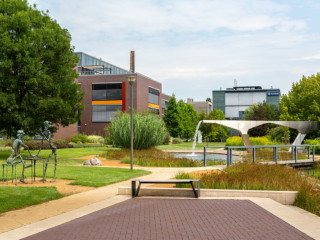 Pezsgőt bonthatnak a Graphisoft Park részvényesei