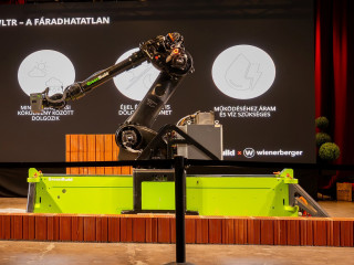 Annyi a kőműveseknek, Magyarországra is megérkezett a falazórobot