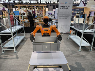 Az emberi robotok már az európai kapukon dörömbölnek