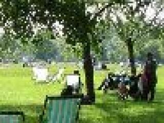 Sátrazó munkakeresők