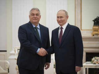 Kiverte a biztosítékot Orbán Viktor moszkvai látogatása