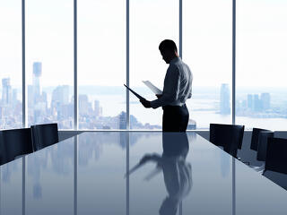 A vezérigazgatók fele rossz lóra tett