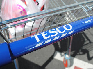 Elárulta a Tesco, mennyit lehet náluk keresni a béremelés után