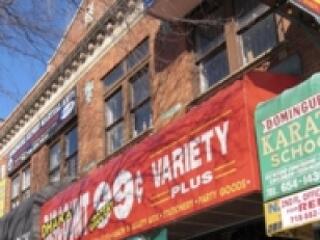 Hét dollárt a szegényeknek!