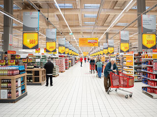 A komissiózótól a pékig: ennyit lehet keresni most az Auchannál