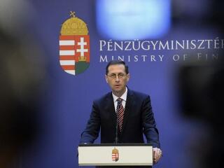 Már nincs szüksége Varga Mihály jóváhagyására a kormánynak a tartalékoláshoz