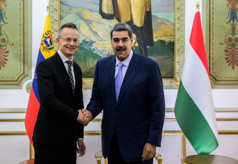 Maduro és csapata jól átverte a világot és Szijjártó Pétert
