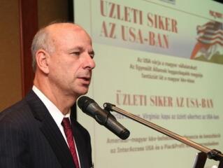 Tárt karokkal várja az USA a magyar kiscégeket