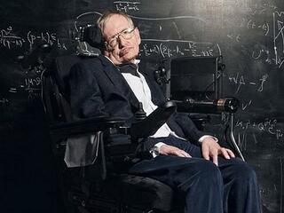 Kisorsolnak ezer jegyet Stephen Hawking temetésére