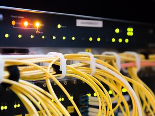 Tündököl az informatikai szektor