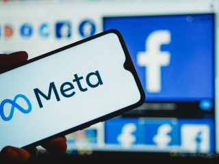 Versenyjogi bomba: az EU kivizsgálja, hogyan zárná ki a Meta az MI-cégeket a WhatsAppból