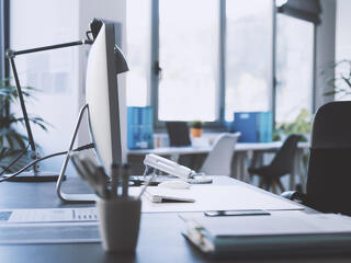 Fékeznek a cégek: meglepő fordulat a létszámtervekben