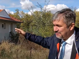 Hadházy Ákos kamuvécékre lelt