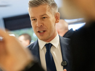 A bíróság betiltotta a kormánypropagandát