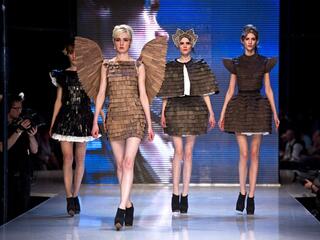 Gombold újra - már nemzetközi színtéren