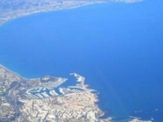 Miért ne a Riviérán?