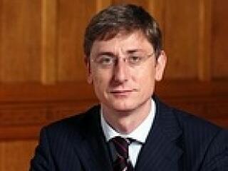 Kis(s) meglepetéssel